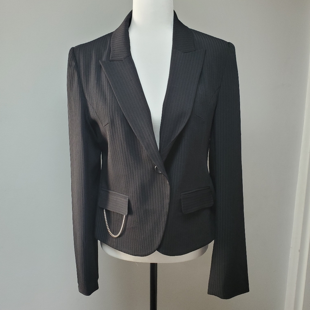 💥3 for $15💥 Suzy Shier black Pinstriped Blazer chain detail